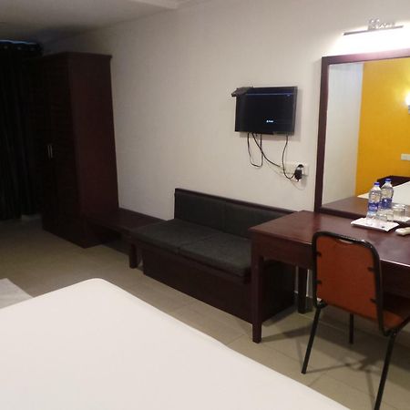 Hotel Wayanad Regency Kedavūr Kültér fotó