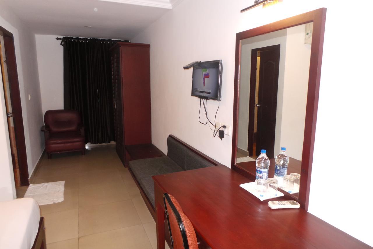 Hotel Wayanad Regency Kedavūr Kültér fotó