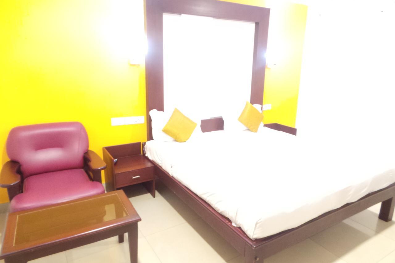 Hotel Wayanad Regency Kedavūr Kültér fotó