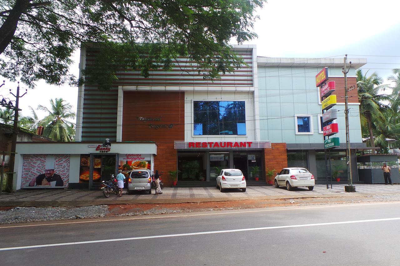 Hotel Wayanad Regency Kedavūr Kültér fotó